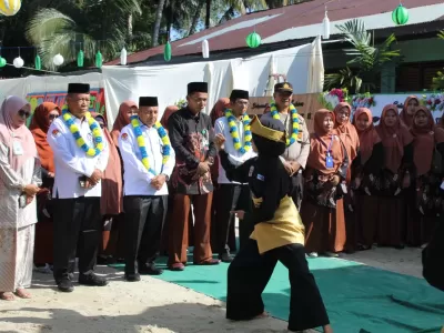 PENAMPILAN PENCAK SILAT