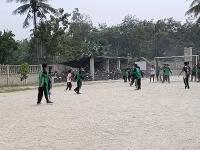 PERTANDINGAN VOLLY DAN FUTSAL (4)