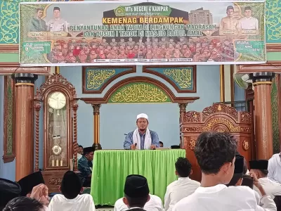 Semarak HUT RI Ke 81 Penyantunan Anak Yatim (51)
