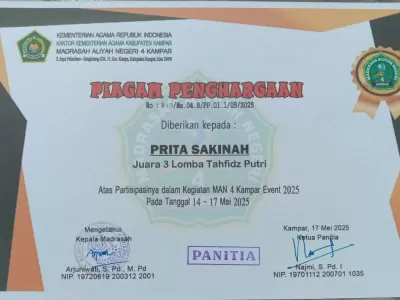 2025-PRESTASI JUARA 3 LOMBA TAHFIZ PUTRI MAN KAMPAR EVENT (PREITA SAKINAH)