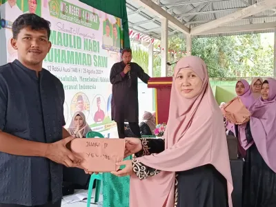 Pembagian Hadiah Semarak HUT RI ke 81 (14)