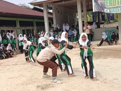 LOMBA TARIK TAMBANG (17)